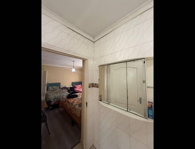 10 BEDROOM FREESTANDING FOR SALE IN HEIDELBERG EXT 5